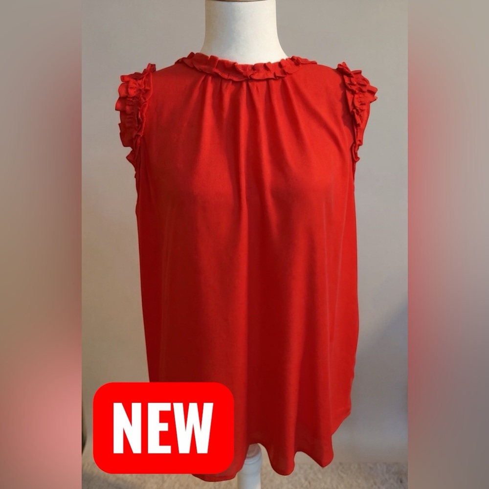 Last call! NWT Red ❤️ and Ruffled sleeveless top lined button closure on back